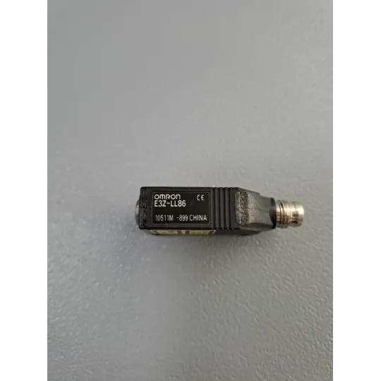 OMRON  E3ZLL86