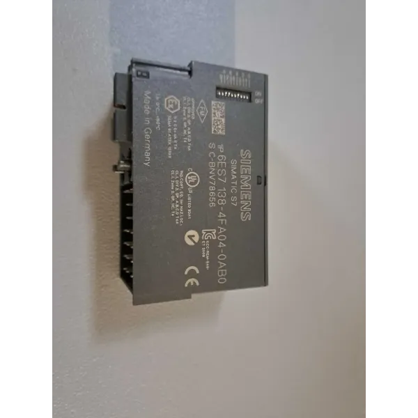 SIEMENS 6ES71384FA040AB0