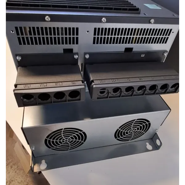 SIEMENS 6SE3210-1SE31-1UA0