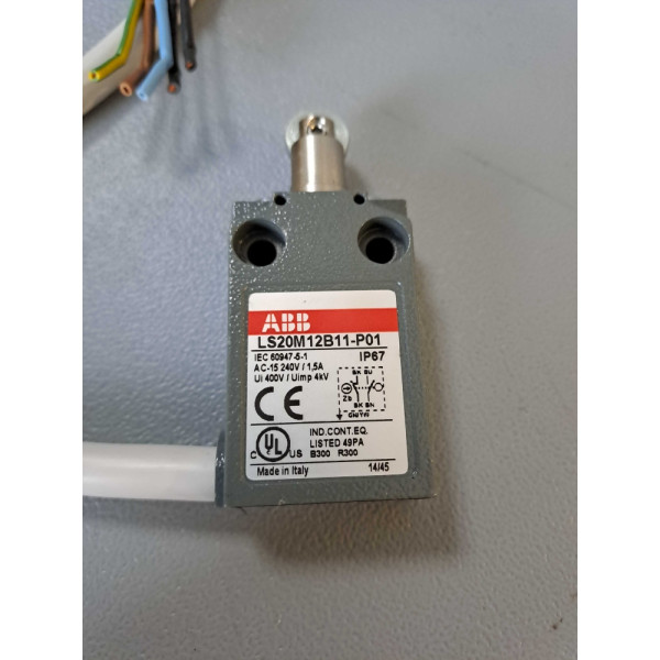SCHNEIDER  TSXDST1634