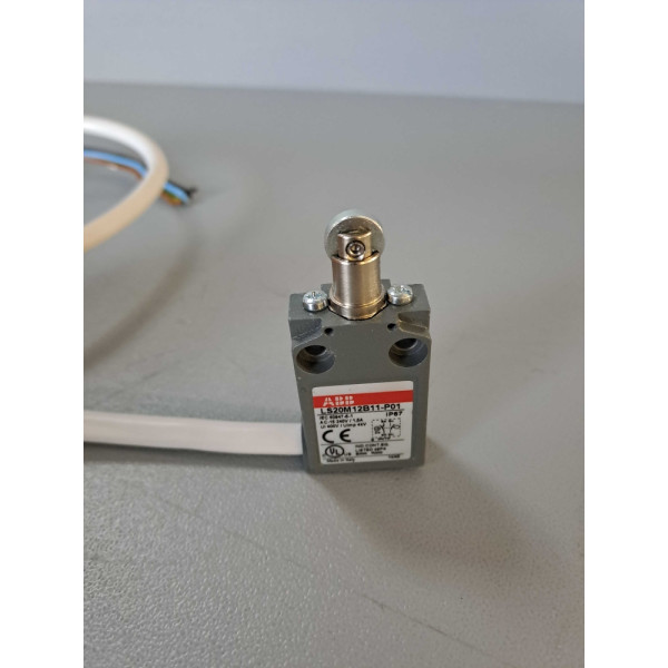 SCHNEIDER  TSXDST1634