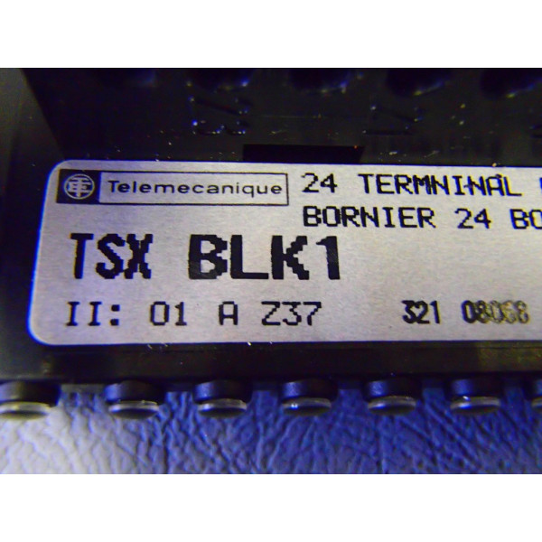 TÉLÉMÉCANIQUE  TSXBLK1