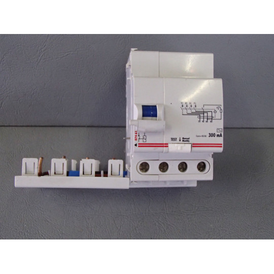 LEGRAND 07461