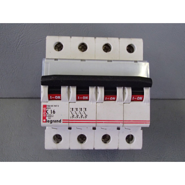 LEGRAND 07000