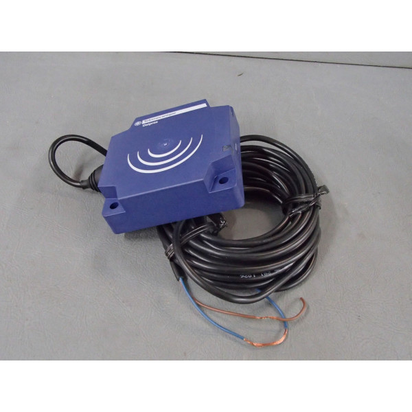 SCHNEIDER  XS8D1A1MBL5