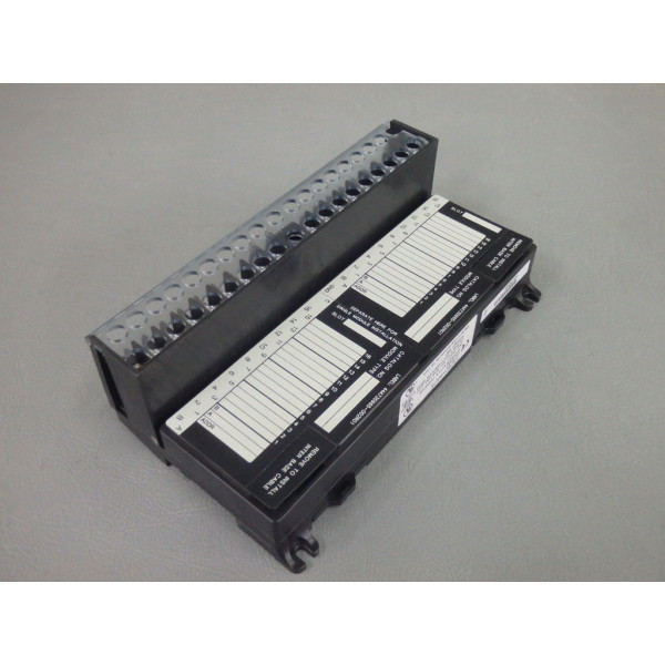 GE FANUC IC670CHS001