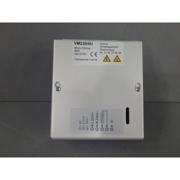 JOHNSON CONTROLS VM230/4U