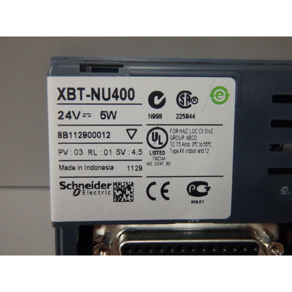 SCHNEIDER  XBT-NU400