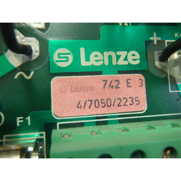 LENZE 742E3