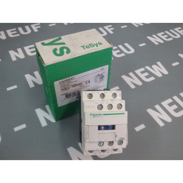 SCHNEIDER  CAD50FE7