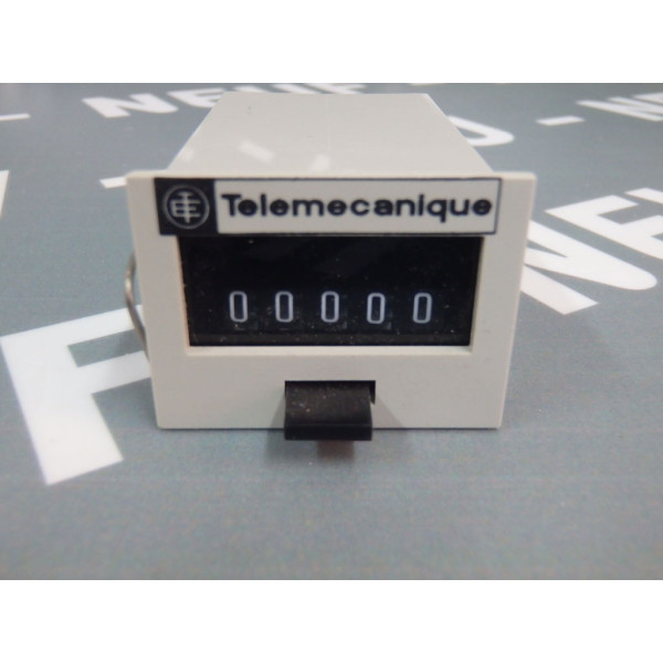 TÉLÉMÉCANIQUE  XBKT50000U10M