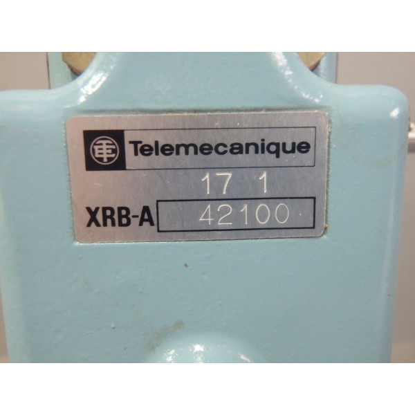 TÉLÉMÉCANIQUE  XRB-A42100