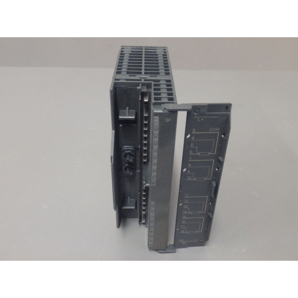 SIEMENS  6ES7332-5HD01-0AB0