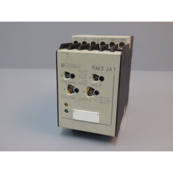 TÉLÉMÉCANIQUE  RM3JA112QN7