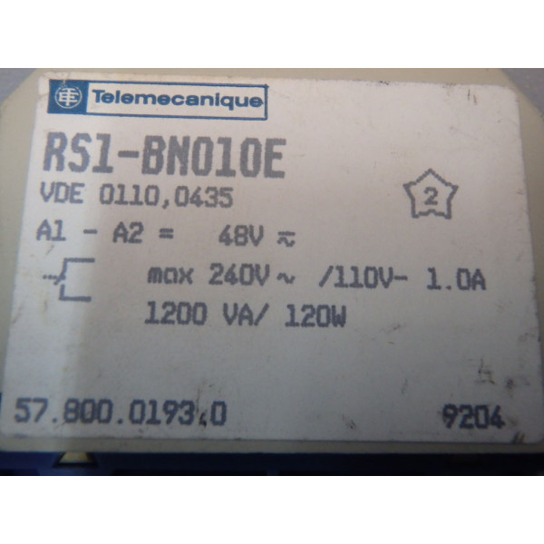 TÉLÉMÉCANIQUE  RS1-BN010E